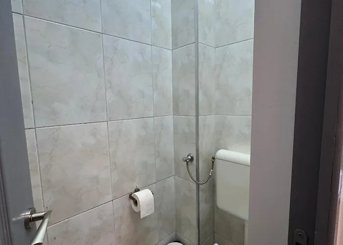 Palace Of Parliament View By Chr Luxury Апартаменти