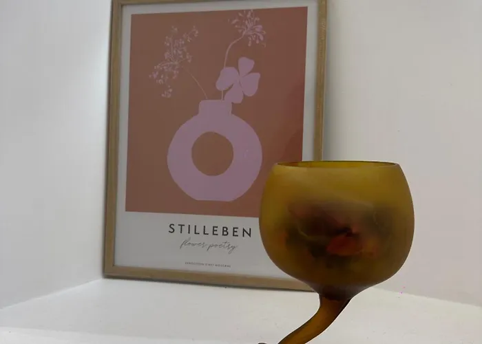 Palace Of Parliament View By Chr Luxury Бухарест