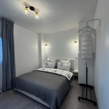 Palace Of Parliament View By Chr Luxury *