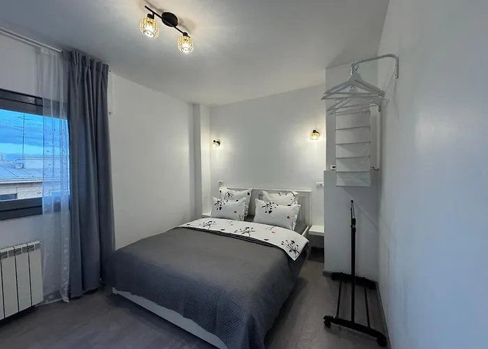 Palace Of Parliament View By Chr Luxury *